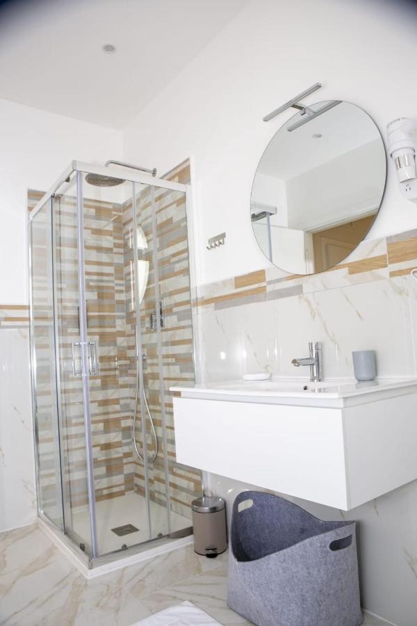 Quinto Apartments Bari Luaran gambar
